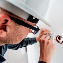 Mantenimientos eléctricos